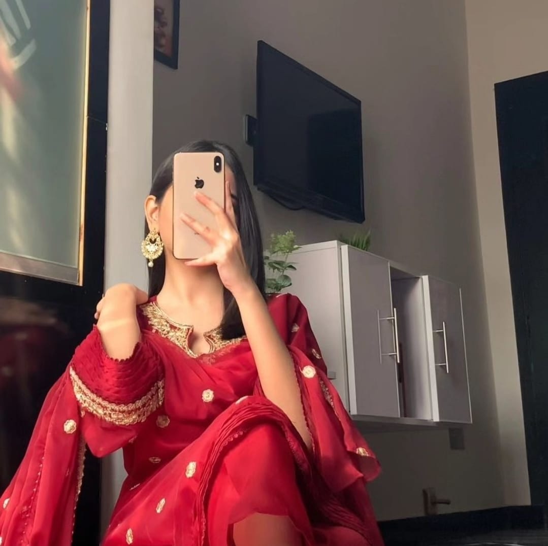 Hania Amir Embroidery Collection 3Pcs