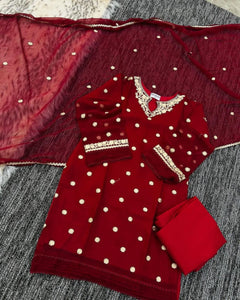 Hania Amir Embroidery Collection 3Pcs