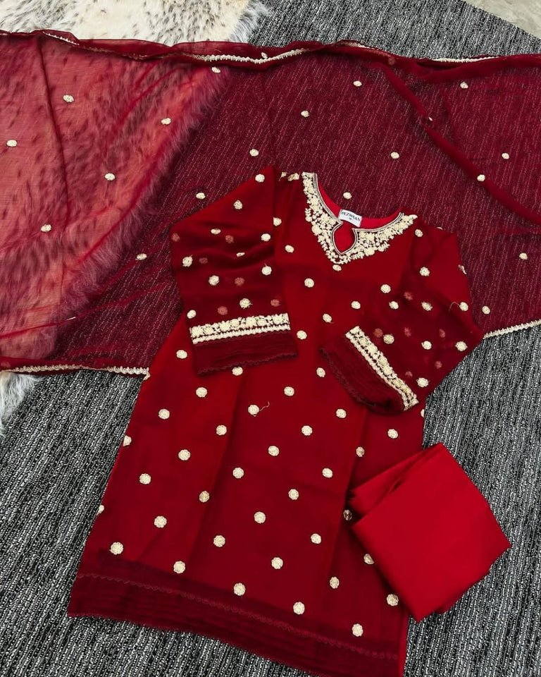 Hania Amir Embroidery Collection 3Pcs