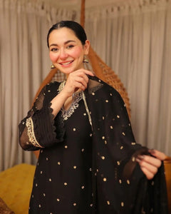 Hania Amir Embroidery Collection 3Pcs