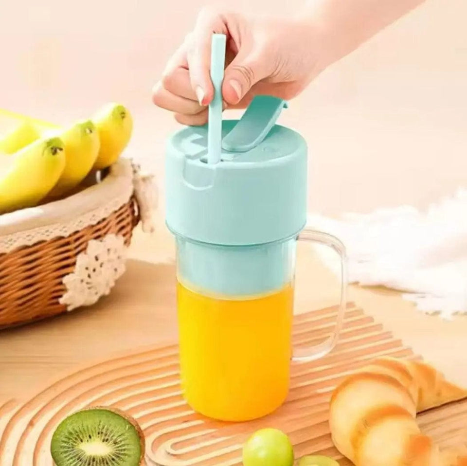 Rechargeable fast glass juicer + free silicone straw